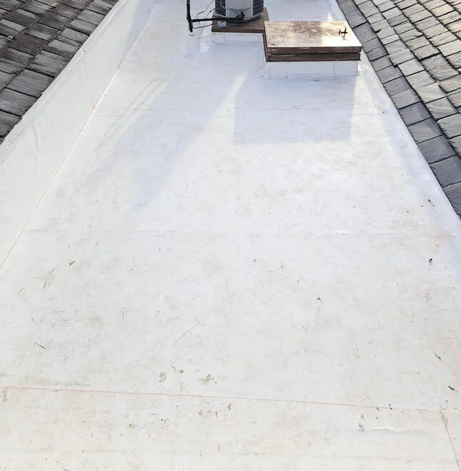 flat roofing contractors